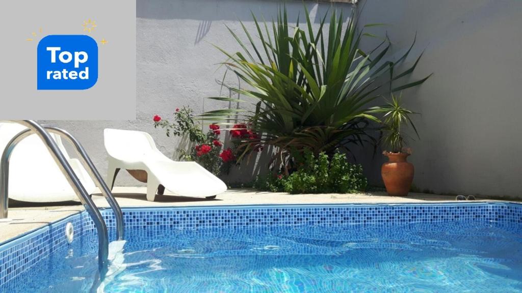 Hospedagem Lirio - Housity