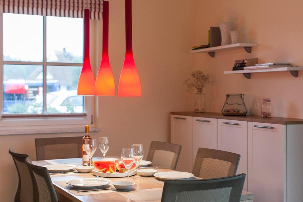 Kuchyň nebo kuchyňský kout v ubytování Ferienhaus Haubenlerche 52