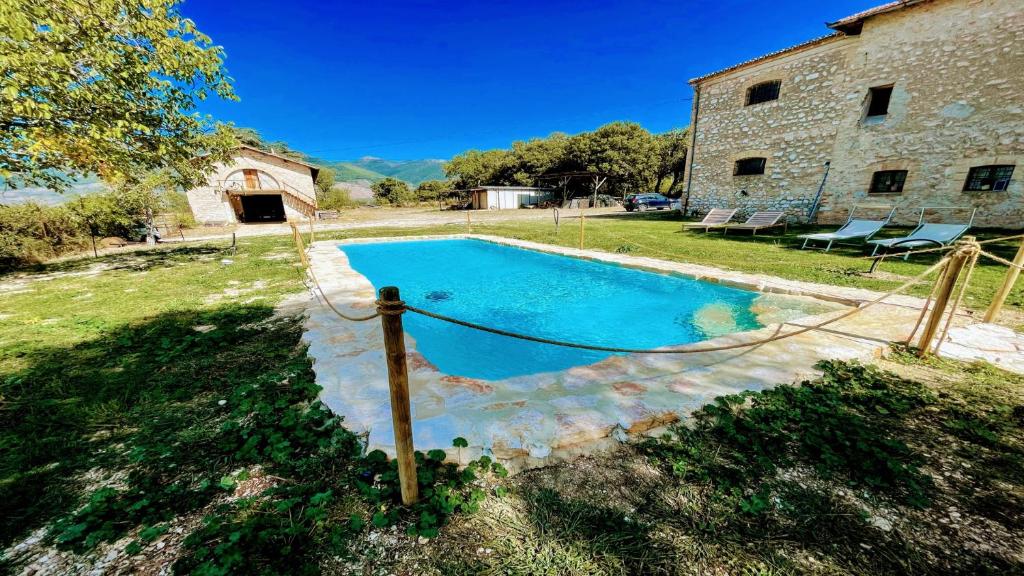 Fotografia z galérie ubytovania Exclusive Pool-open All Year-spoleto Biofarm-slps 8-village shops, bar1 km 5 v destinácii Poreta