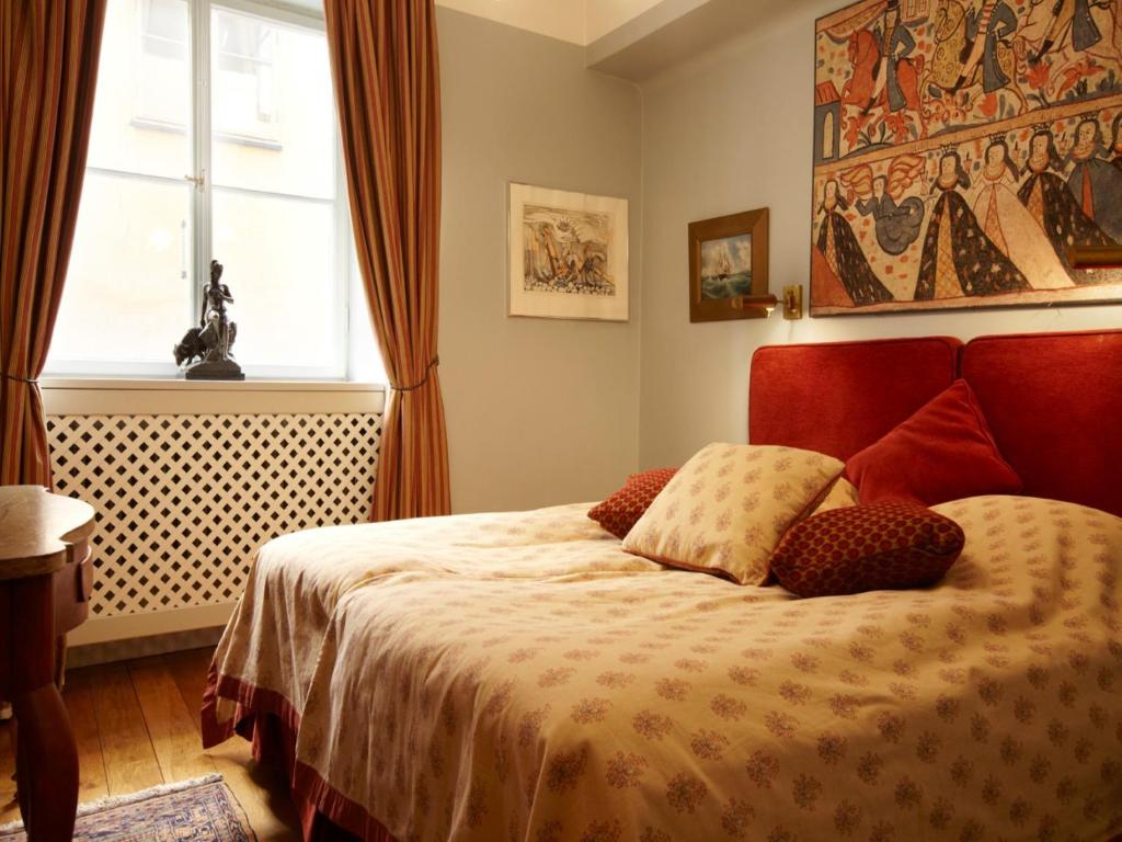 Victory Apartments - 