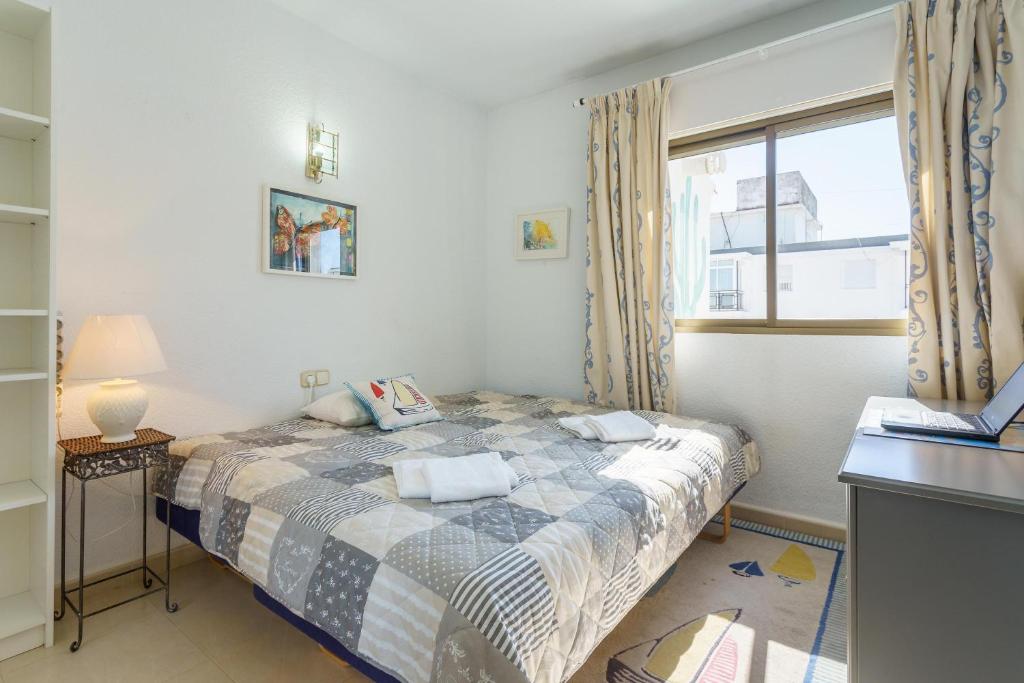 Postel nebo postele na pokoji v ubytování Penthouse Acapulco
