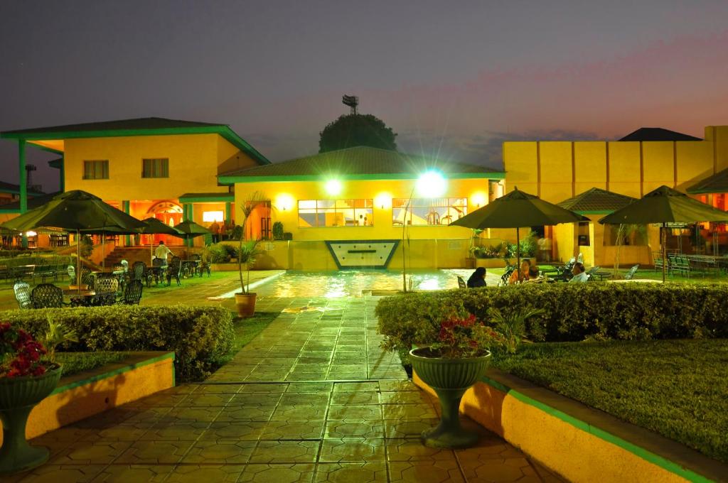 Gallery image of Crossroads Hotel in Lilongwe