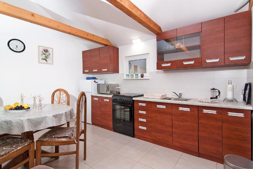 Zdjęcie z galerii obiektu House Anto 2146 w Fažanie