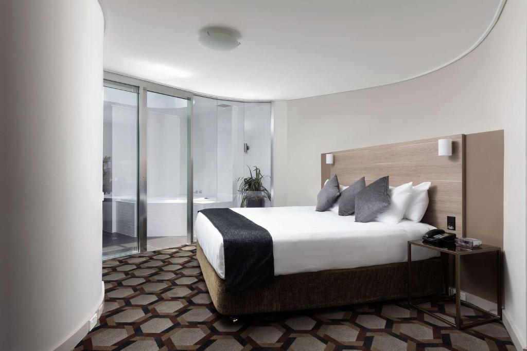 Rydges Canberra - Resim 21