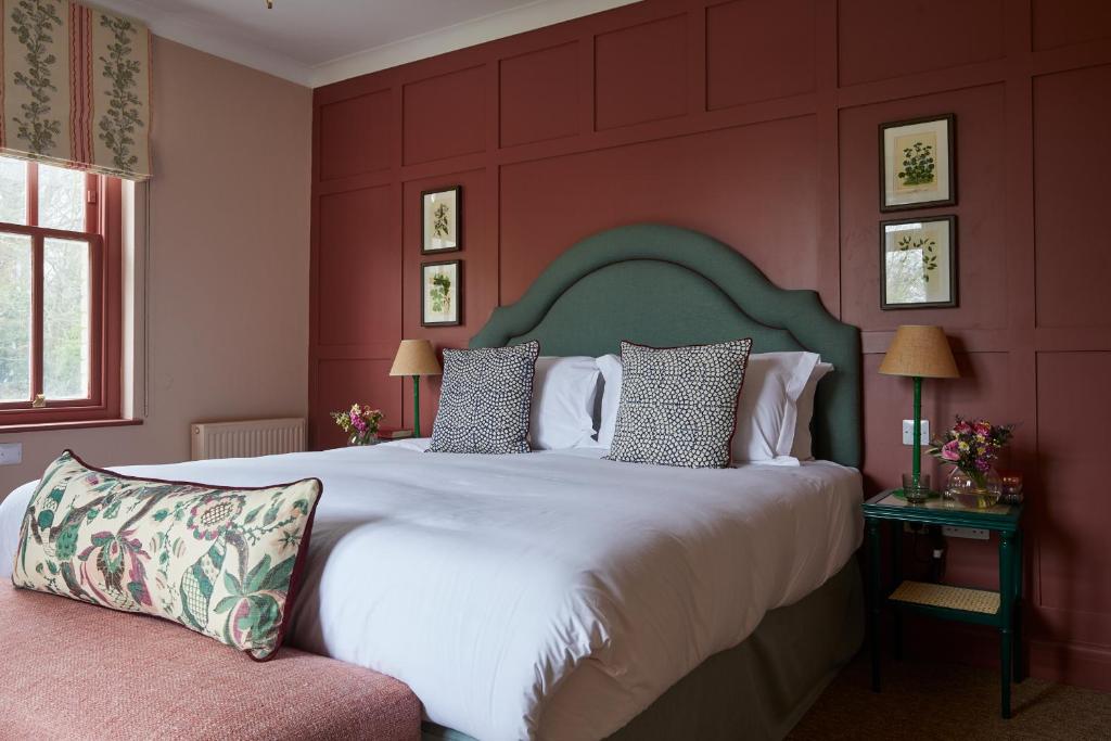 The Retreat, Elcot Park - Culture Room