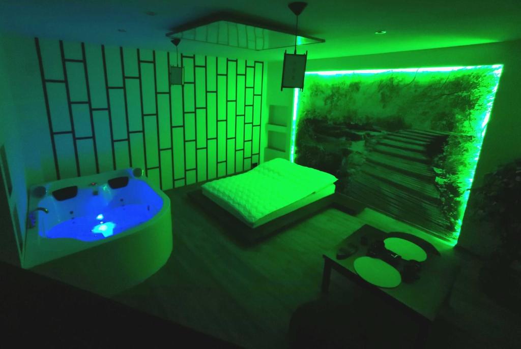 Kúpele alebo wellness v ubytovaní JapanApartment - Jacuzzi