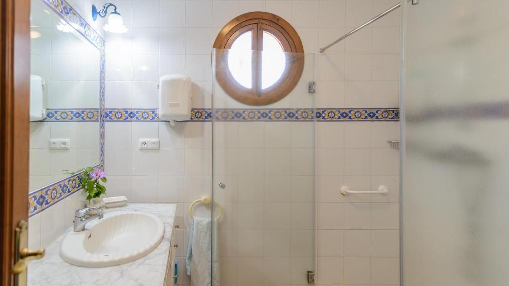 Kúpeľňa v ubytovaní Cortijo La Mimbre Priego de Córdoba by Ruralidays