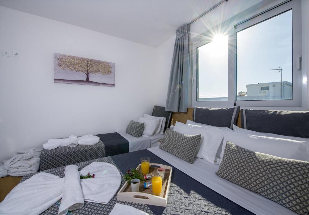 Deluxe City Hotel - 6