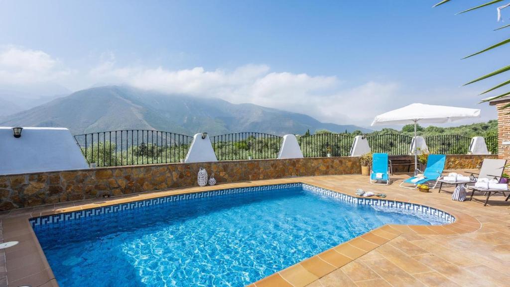Finca Al-Zaytún Órgiva by Ruralidays - Housity