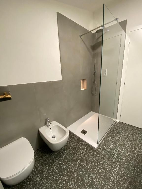 Łazienka w obiekcie La Taverna Antica Rooms