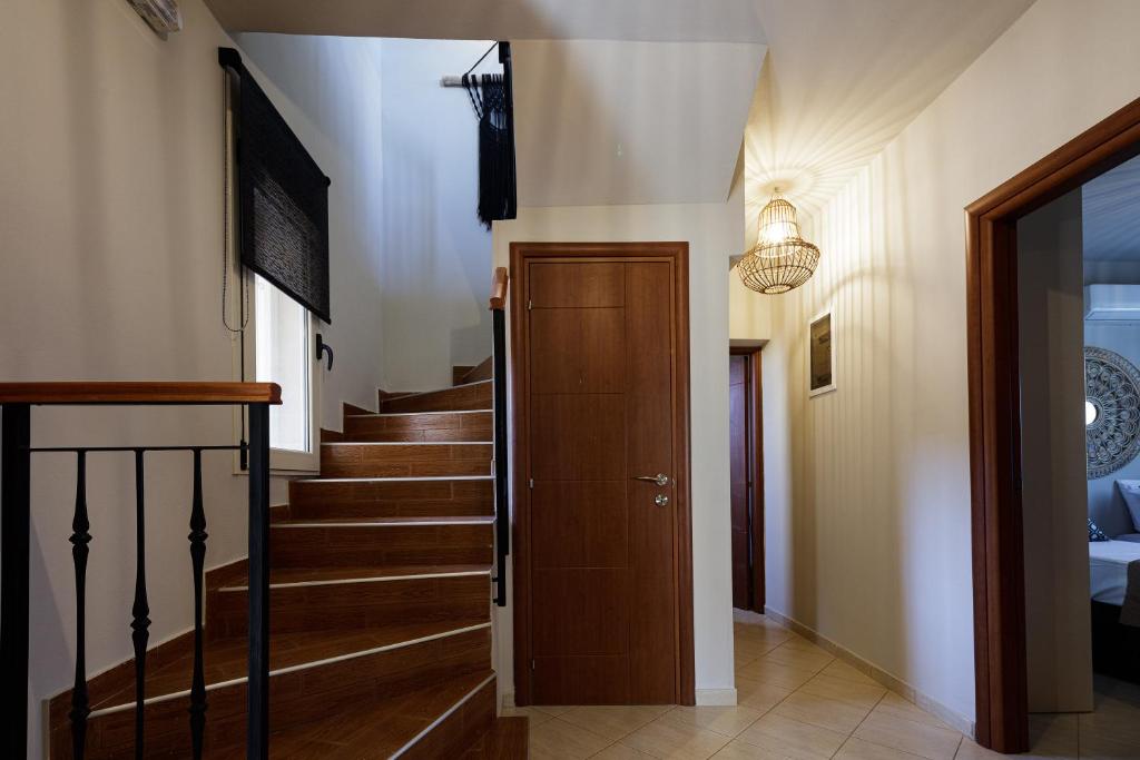 Fotografie z fotogalerie ubytování Villa Nero v destinaci Kokkíni Khánion