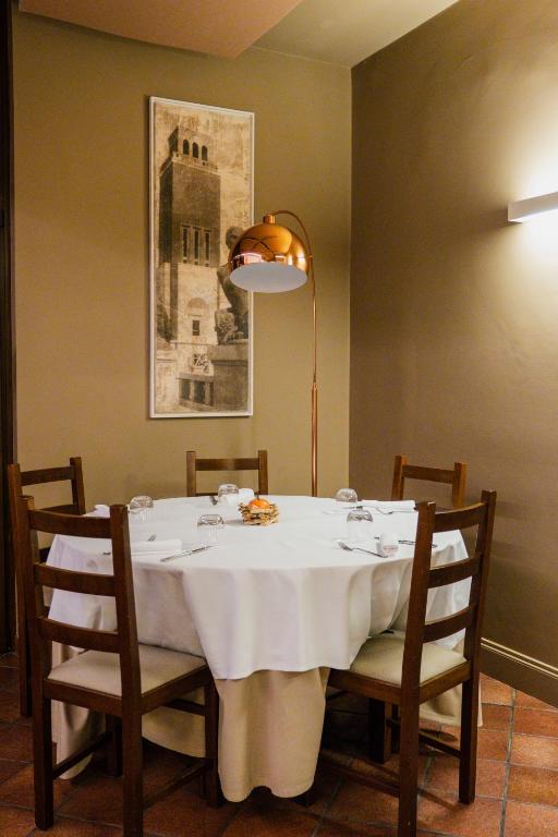 Zdjęcie z galerii obiektu La Taverna Antica Rooms w mieście Pescara
