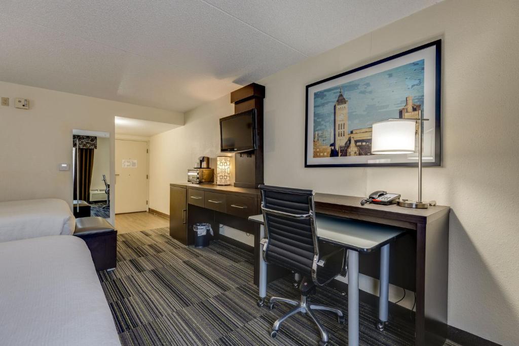 Club Hotel Nashville Inn & Suites - Queen Room Met Twee Queensize Bedden