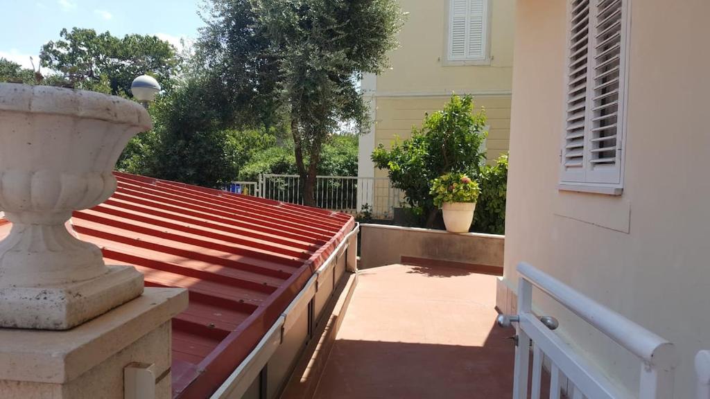 Balkón alebo terasa v ubytovaní Apartment Kate, 3 - Bedroom (4+2), Large Terrace
