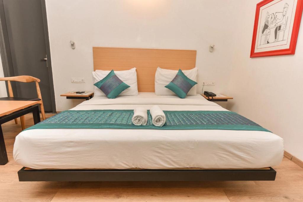 HIMALAYAN REGENCY Near Mall Road - Family Suite With Balcony