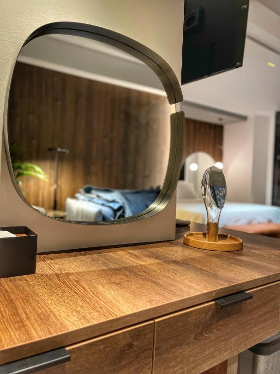 Postel nebo postele na pokoji v ubytování Trokadero Boutique Hotel