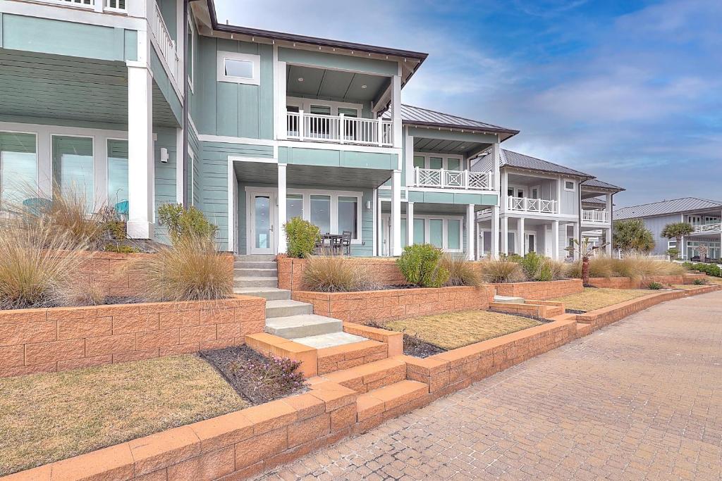 Vacation Home Reserve Lane Townhomes, Rockport, TX