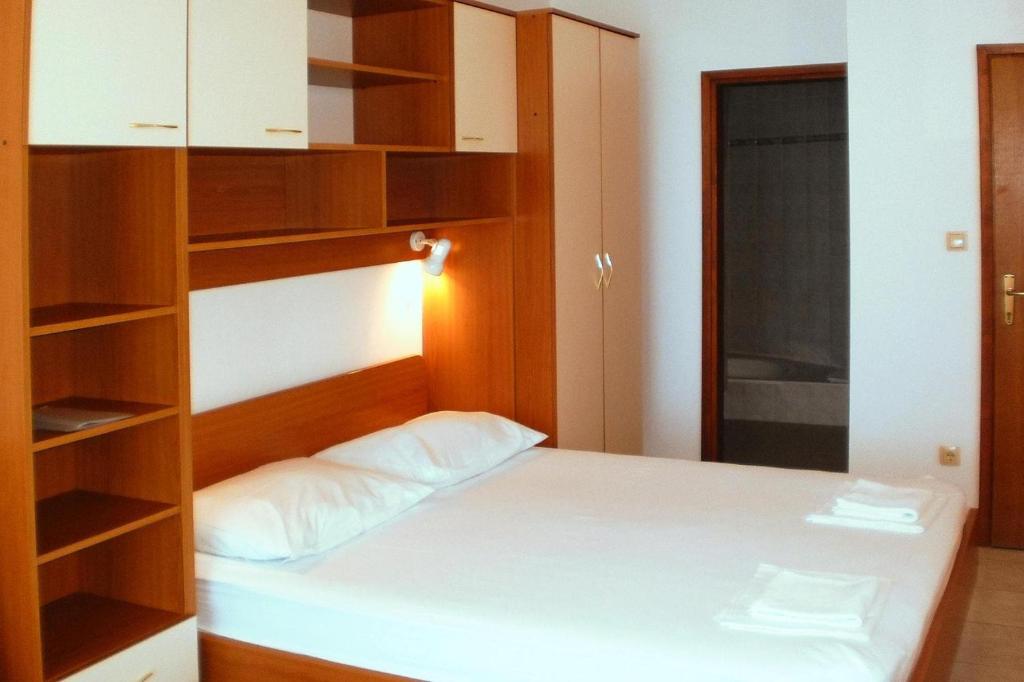 Posteľ alebo postele v izbe v ubytovaní Apartment in Nemira with Stunning Sea Views