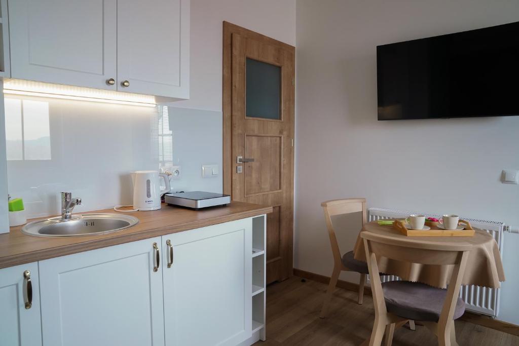 Przystanek na Skarpie - 1