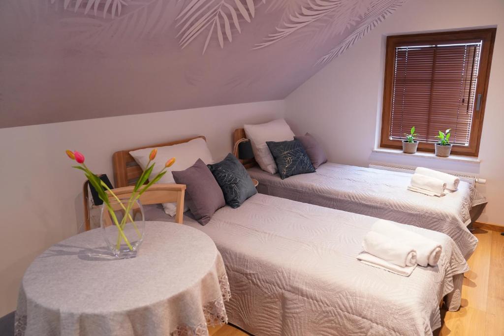 Przystanek na Skarpie - 14