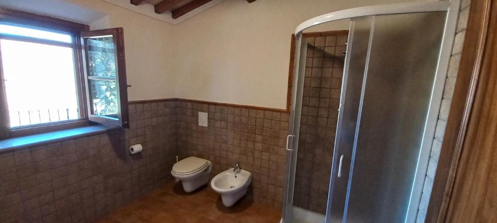Koupelna v ubytování Agriturismo La Quiete