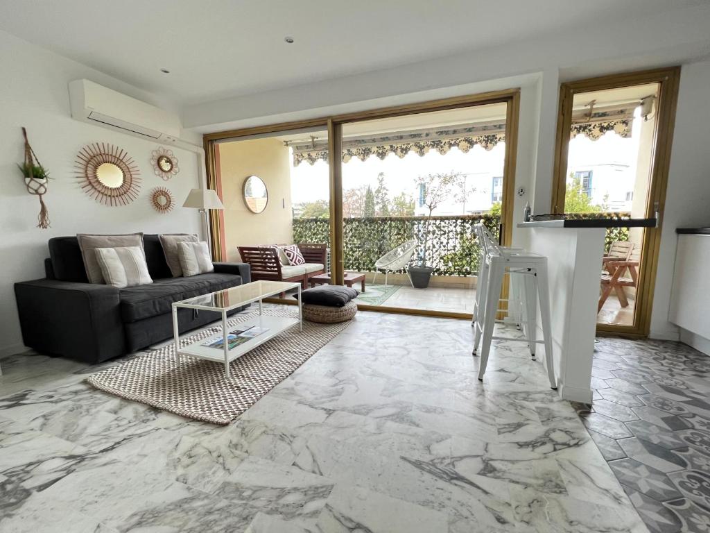 Amazing Studio Cannes Center - Deluxe Apartment