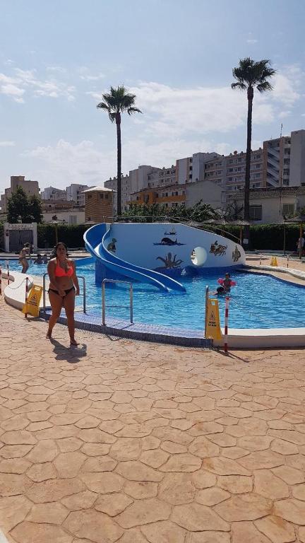 The swimming pool at or close to PEÑISMAR FiNCAS VAN CAMP