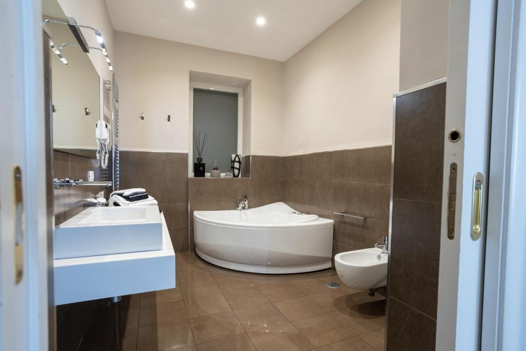 Cardilli Luxury Rooms - 11