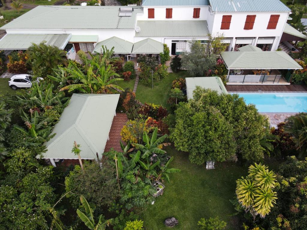 Les Gites de Bassignac - отзывы и видео