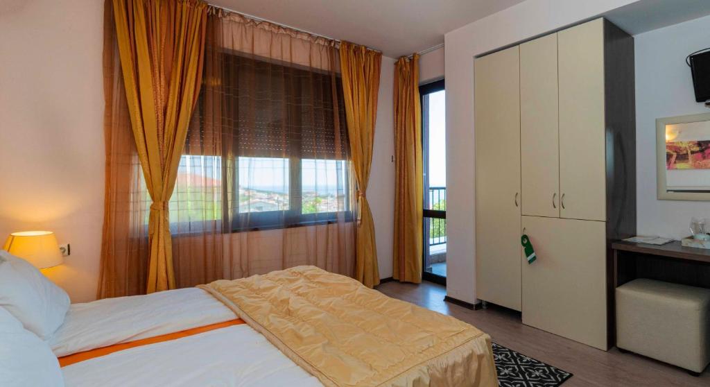 Standard Double or Twin Room with Balcony