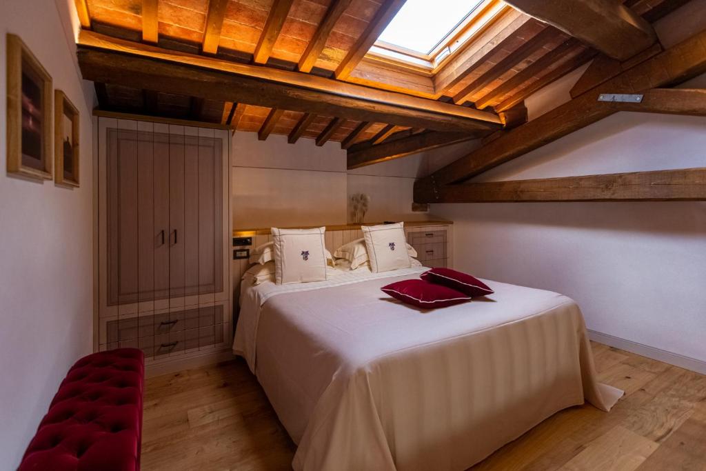 Postel nebo postele na pokoji v ubytování Villa Svetoni Wine Resort