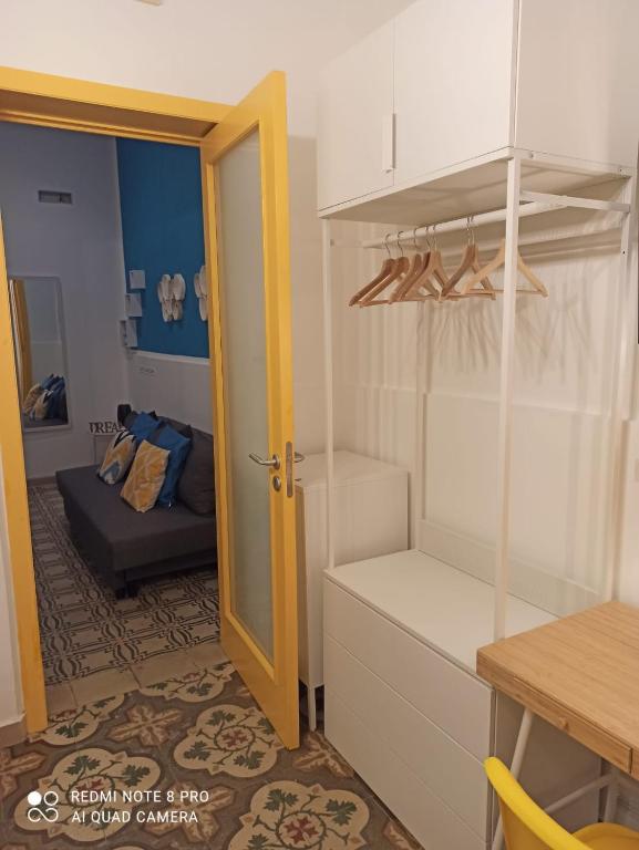 Posedenie v ubytovaní Appartamento con cortile a 30 mt. dal mare
