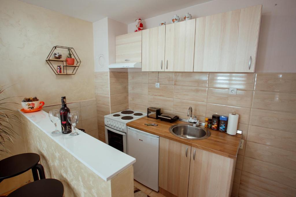 Eldhús eða eldhúskrókur á Apartman Marija