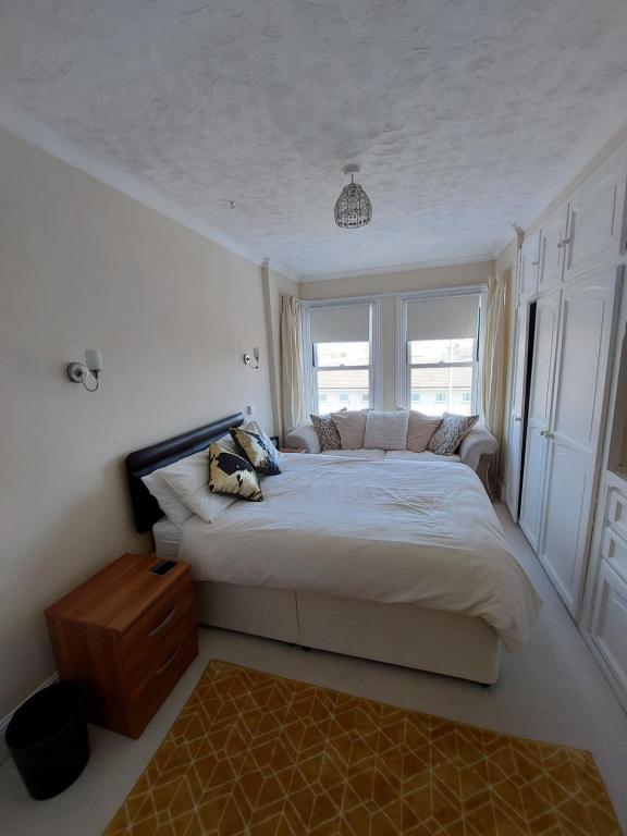 Gorleston holiday home, GorlestononSea Updated 2023 Prices
