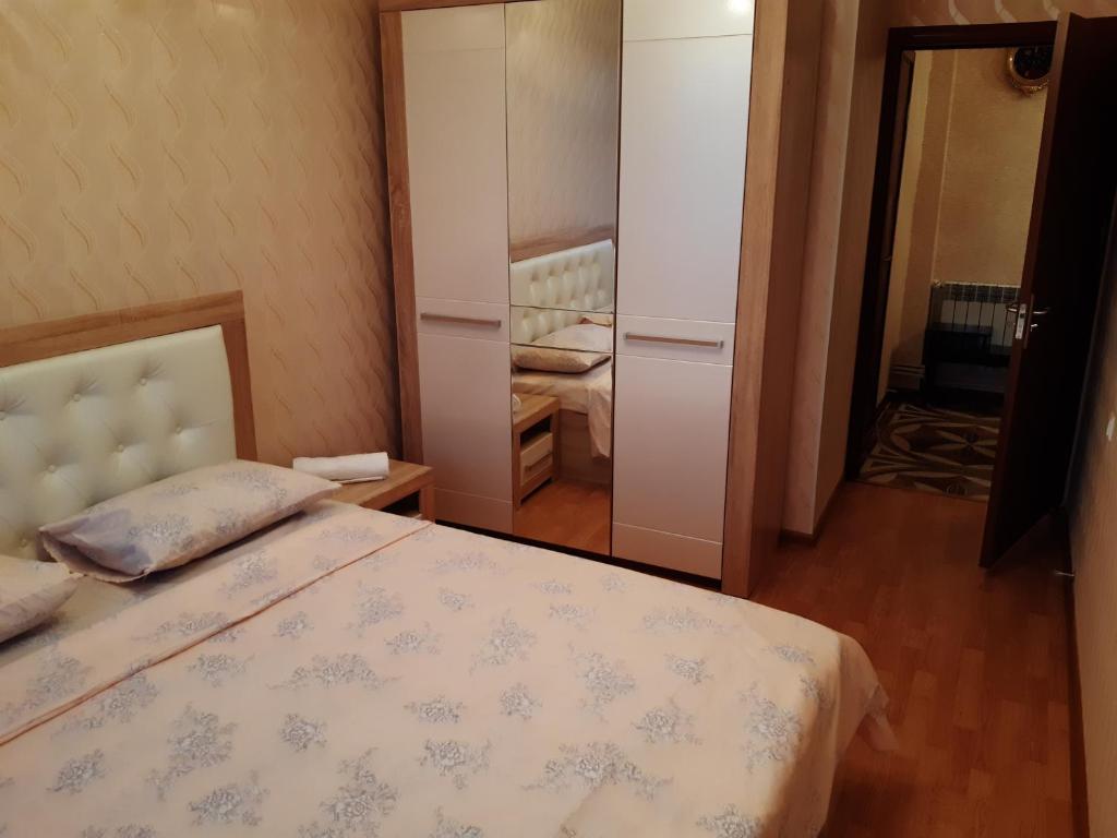 Family Apartment - Isahakyan Street - Housity