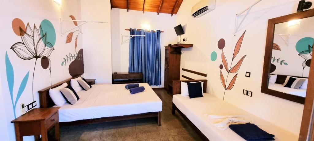 Blue Turtle Hotel - 19