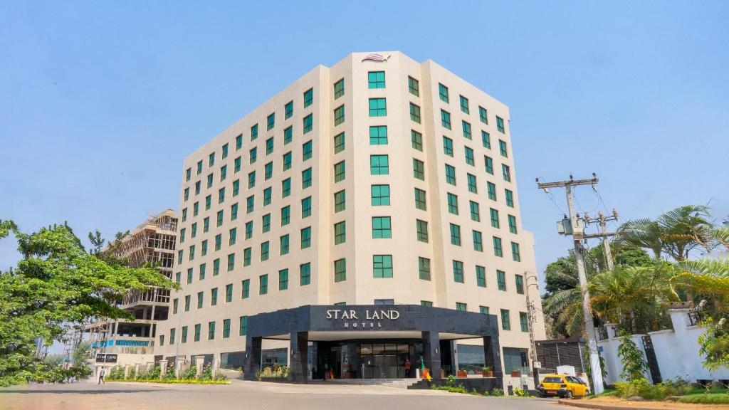 Gallery image of STAR LAND HOTEL BASTOS in Yaoundé