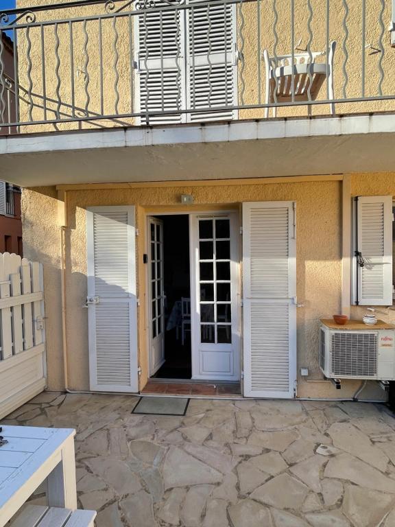 Superbe Emplacement , terrasse et parking!, Saint-Tropez – Updated 2023  Prices