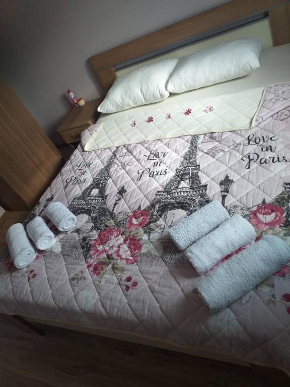 Postel nebo postele na pokoji v ubytování Biser na Drini