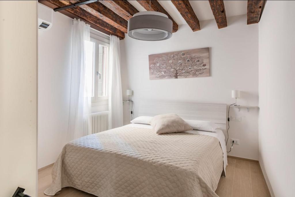 Palazzina San Polo 2151 - Two-Bedroom Apartment