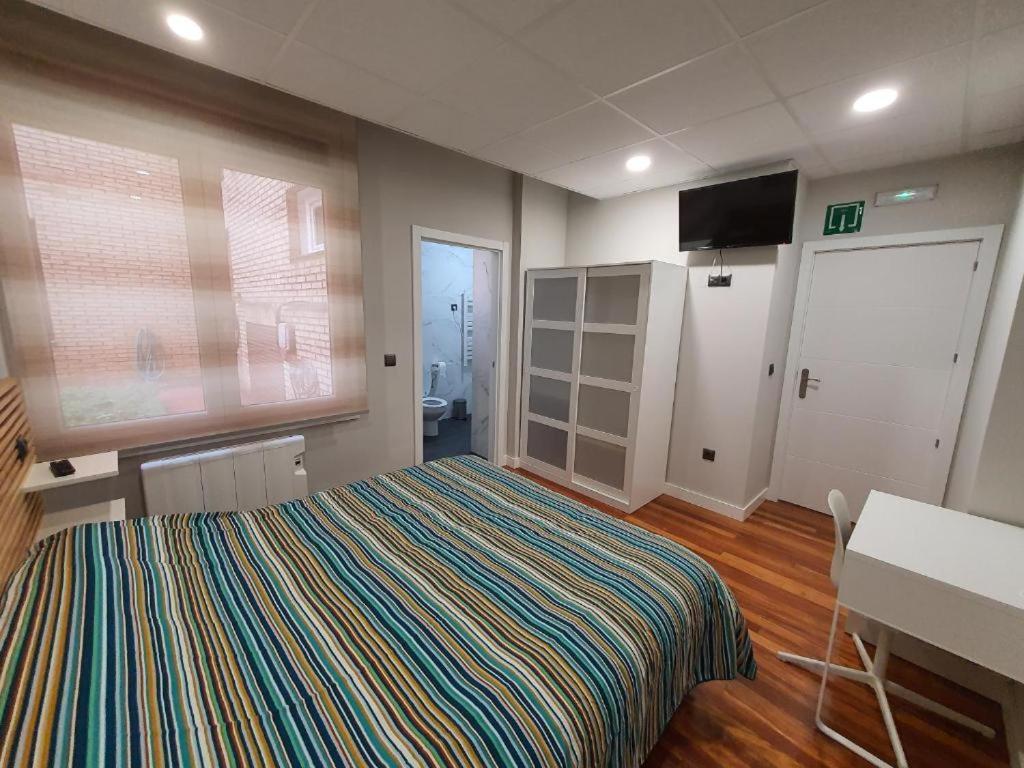 Pensión Guggenheim Riverview HBI01297 - Resim 2