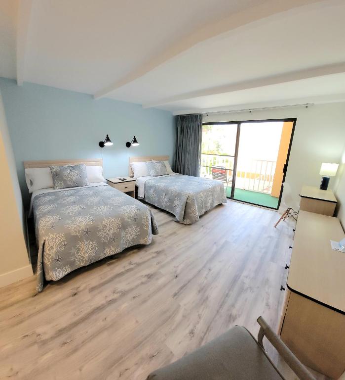 Satellite Motel - Quarto Duplo Com Varanda