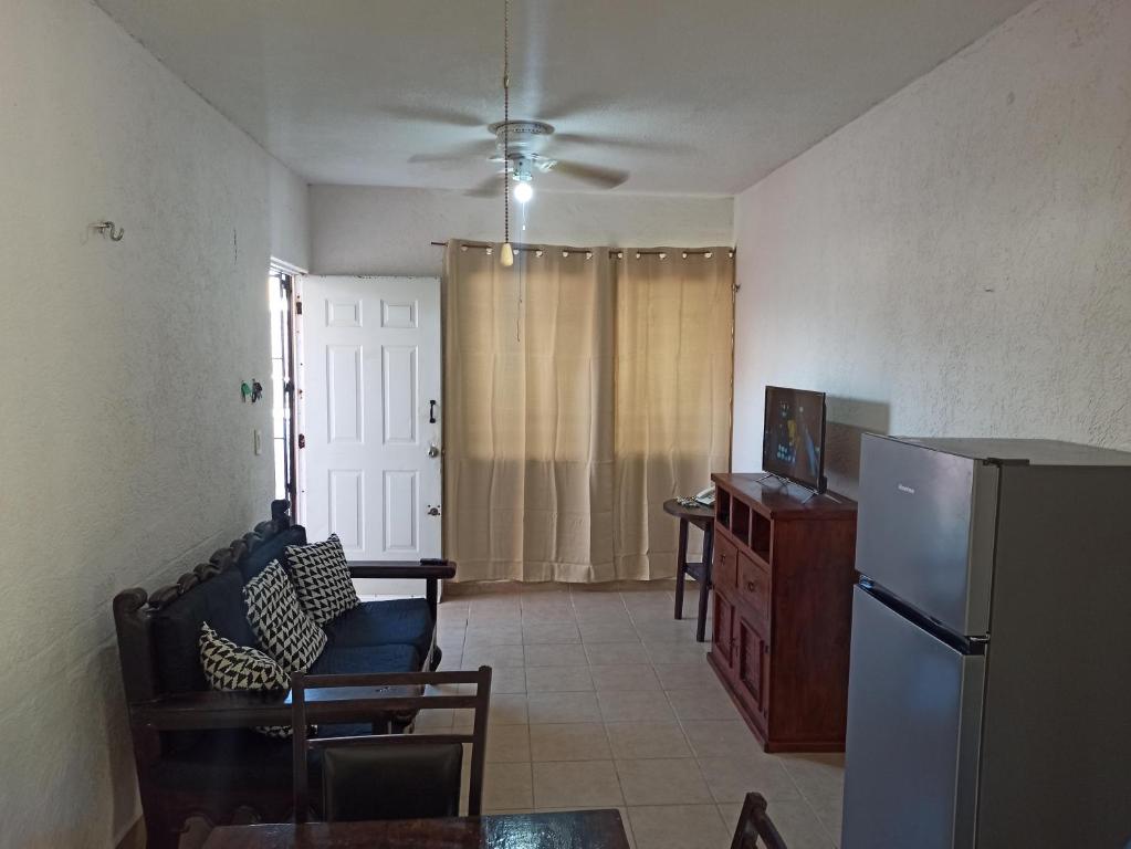 Una televisión o centro de entretenimiento en Casita Mahahual, Grand Costa Maya