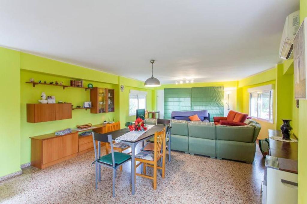 Chalet Wonderful Homelidays in Masias Moncada with shared ...