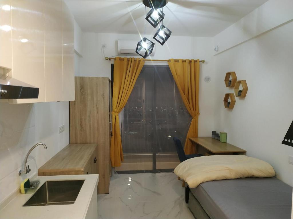 Posezení v ubytování Apartemen Scandinavian 20m dengan 1 Kamar Tidur dan 1 Kamar Mandi di BSD Sky House BSD
