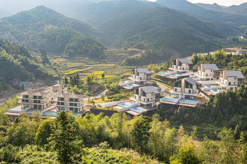 La Villa By La Montagne - Housity