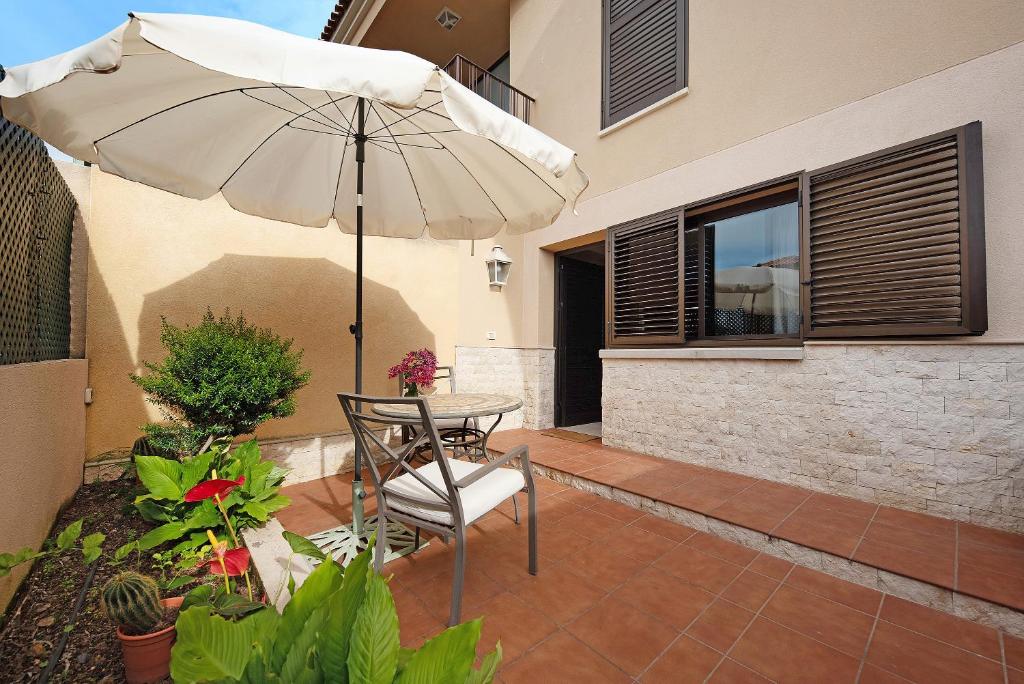 A patio or other outdoor area at Durazno