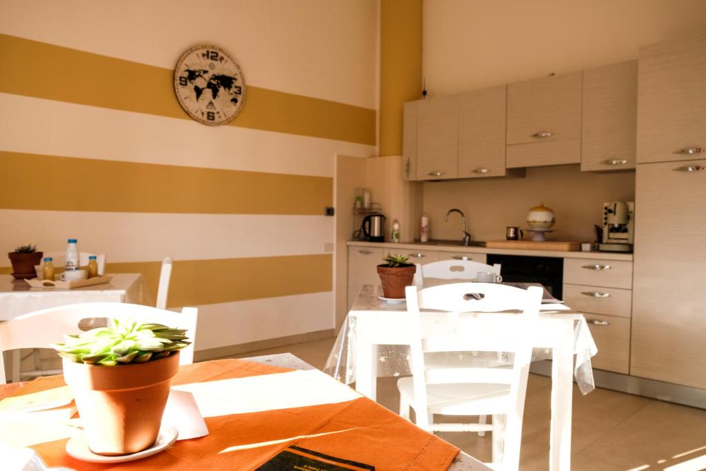 Kuchyň nebo kuchyňský kout v ubytování L&B bed and breakfast