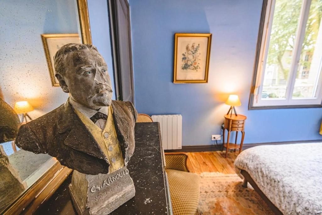 Suite Brut Imperial - Proche centre ville - SB 3