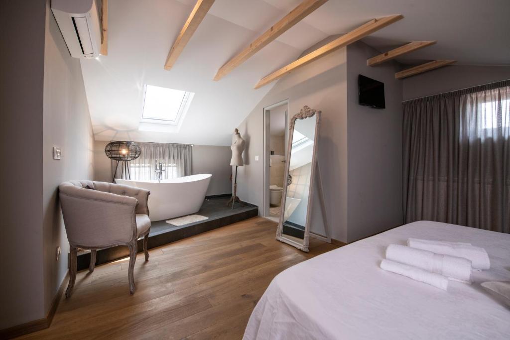 Villa Lav - Deluxe Double Room With Bath